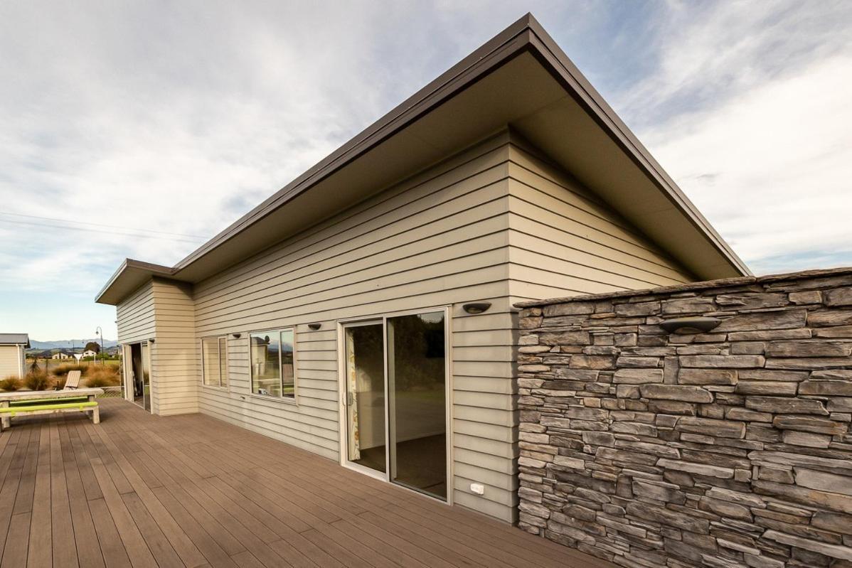 Poppa Pete'S - Te Anau Holiday Home Exterior photo